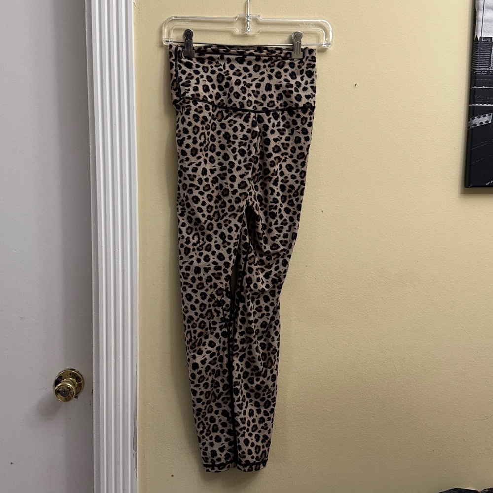 Color fuljo Ala Brown Leggings Gold Leopard print New Size S - Picture 4 of 8